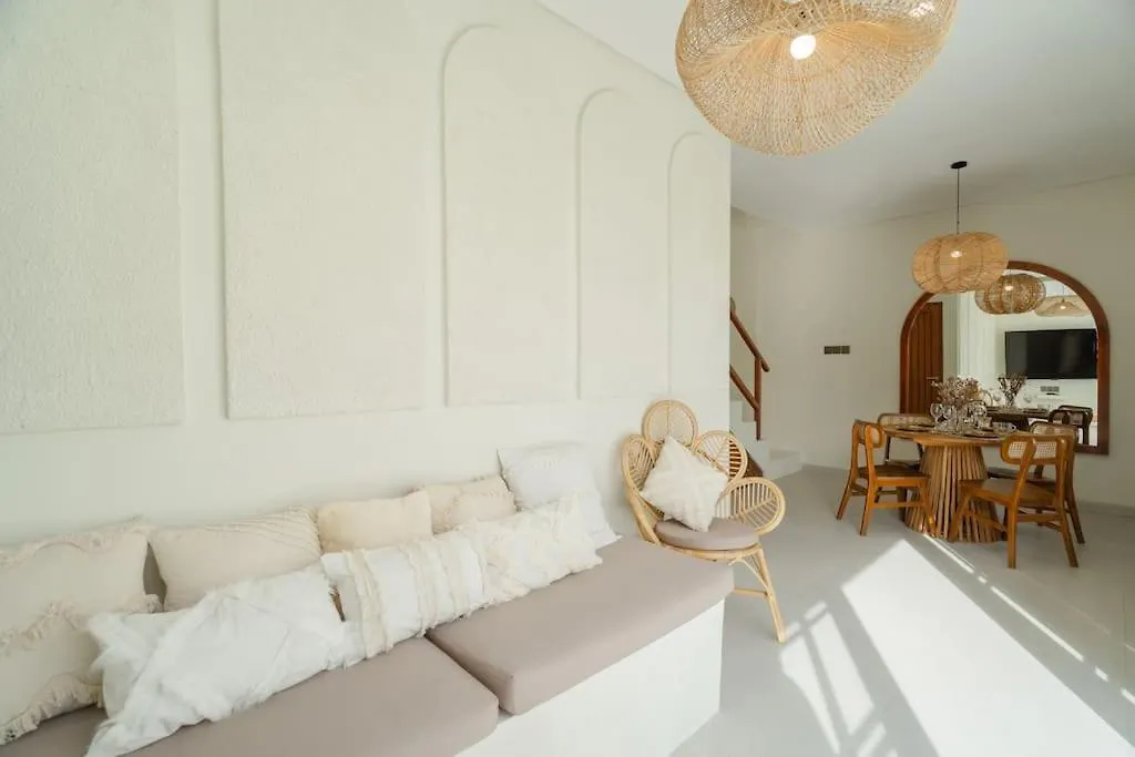 Casa Del Sol Luxurious Uluwatu 2Br Villa -Pool & Balcony Jimbaran  Indonesia